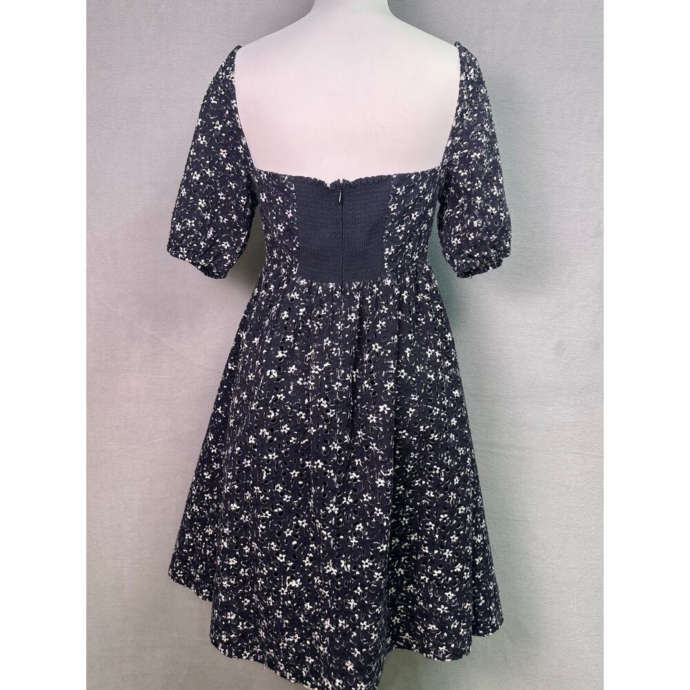 Anthropologie Maeve Lillianne Floral Eyelet Mini Dress Navy Blue Size 6 - Picture 3 of 10